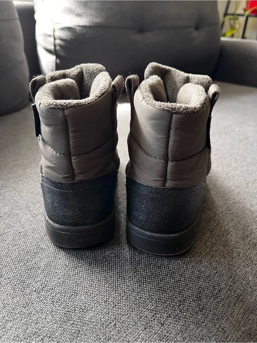 H&M Kids Waterproof Snow Boots Toddler size US 9 EU 26 Gray Orange Fleece Lined